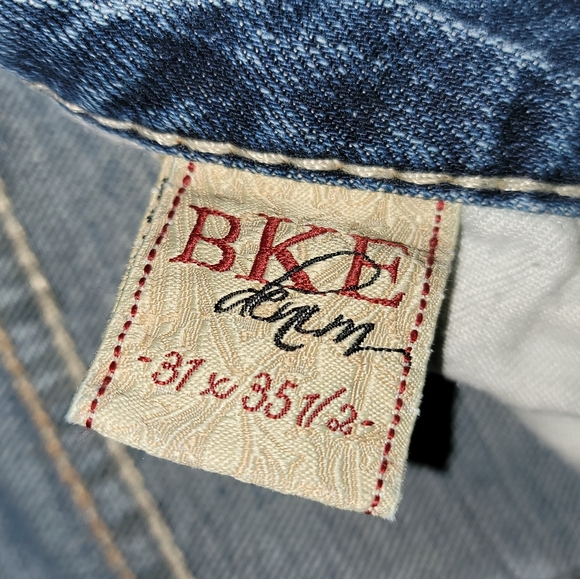 BKE Distressed Flare Jeans "Sabrina" - Picture 11 of 14